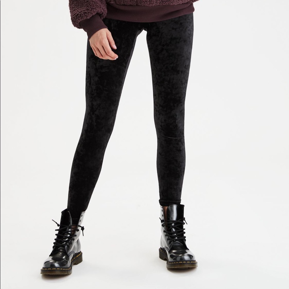 🆕 Memoi Crushed Velvet Leggings